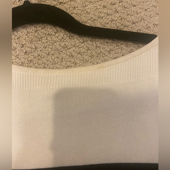 Derek Lam Ioc x Athleta Colorblock Central Sweater Size Small Black Cream - Picture 7 of 10